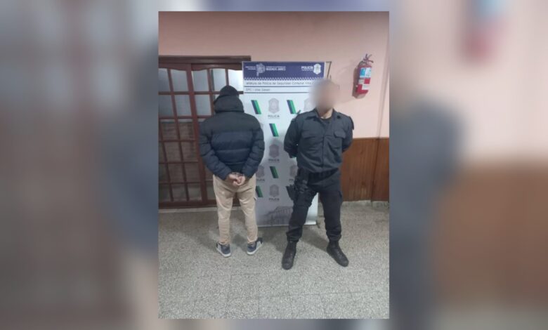 Aprehendieron a un joven que realizaba maniobras imprudentes en moto durante los festejos